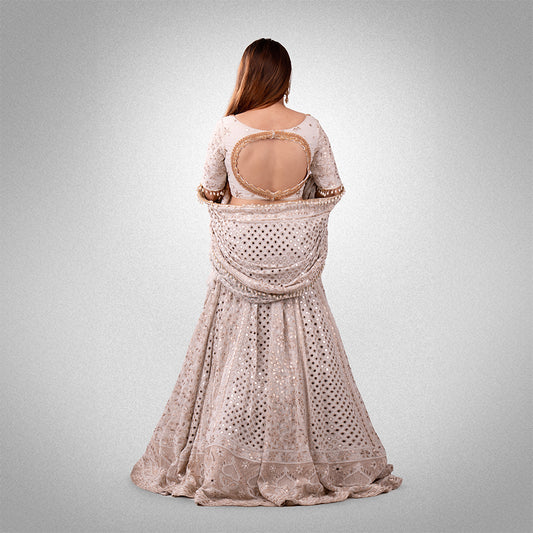 White lehnga